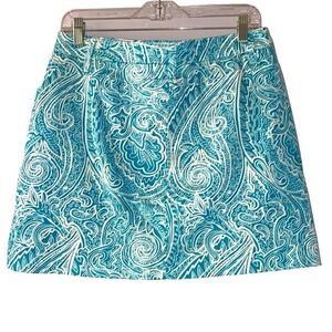 Skort teal and white contemporary print. Belt loops and front pockets size 10P
C